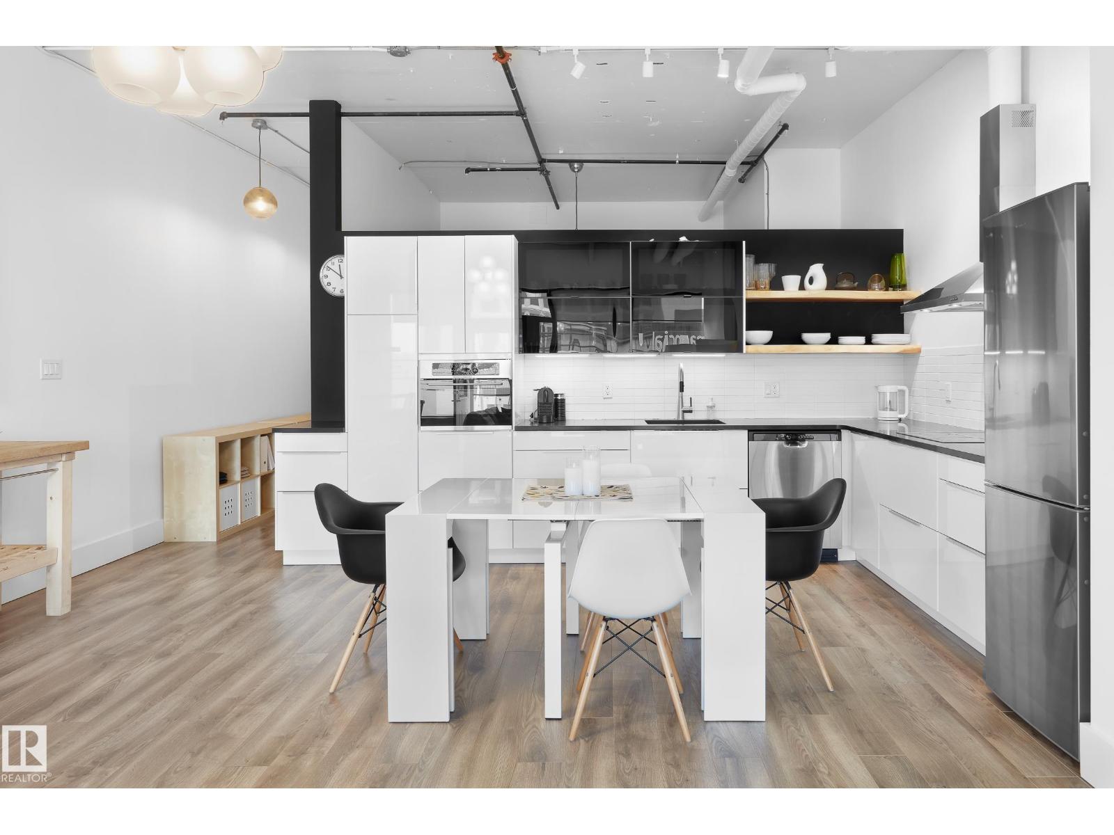 #210 10024 Jasper Av Nw, Edmonton, Alberta  T5J 1R9 - Photo 5 - E4464411