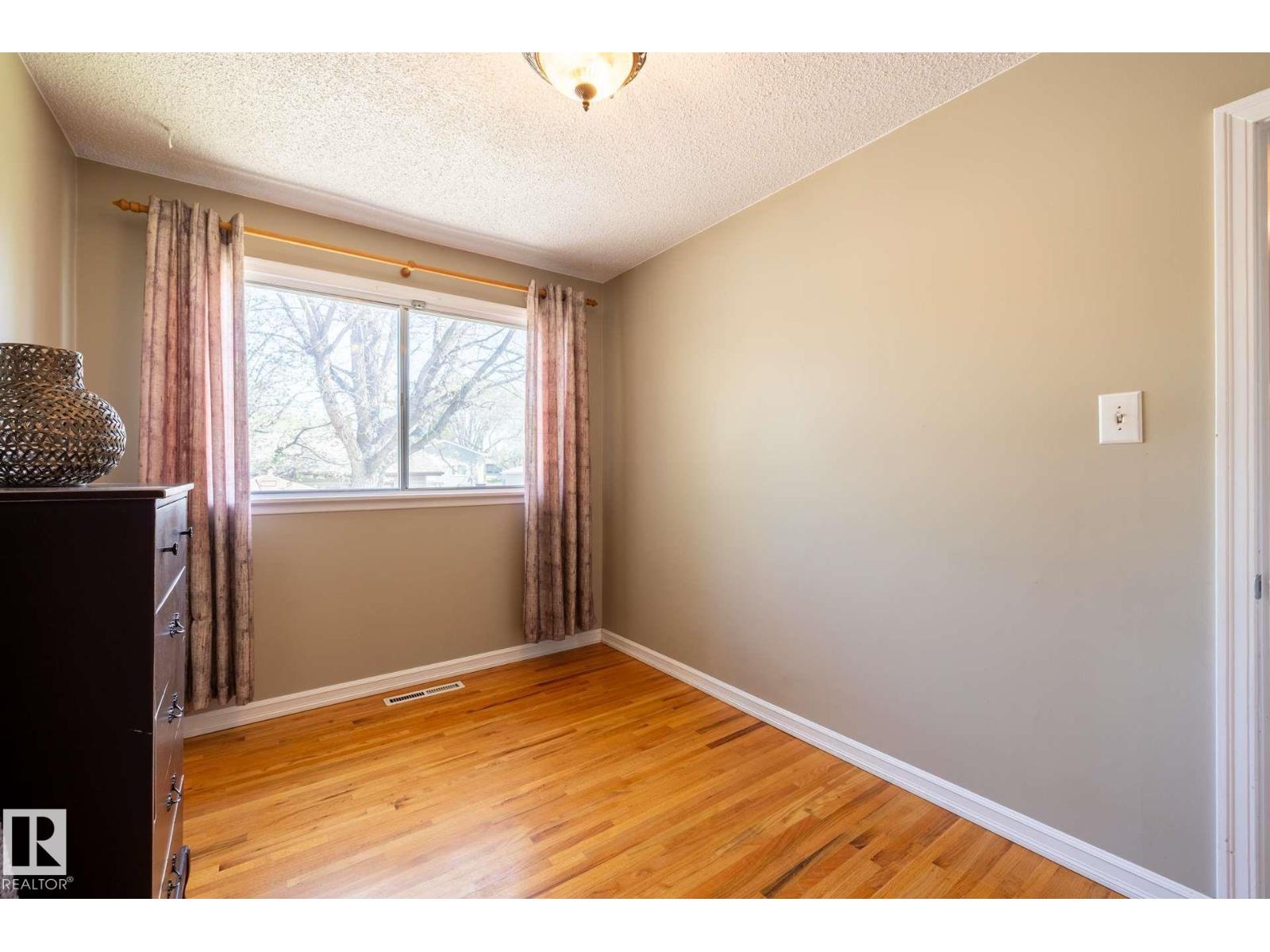 12121 39 St Nw, Edmonton, Alberta  T5W 2J9 - Photo 24 - E4464412