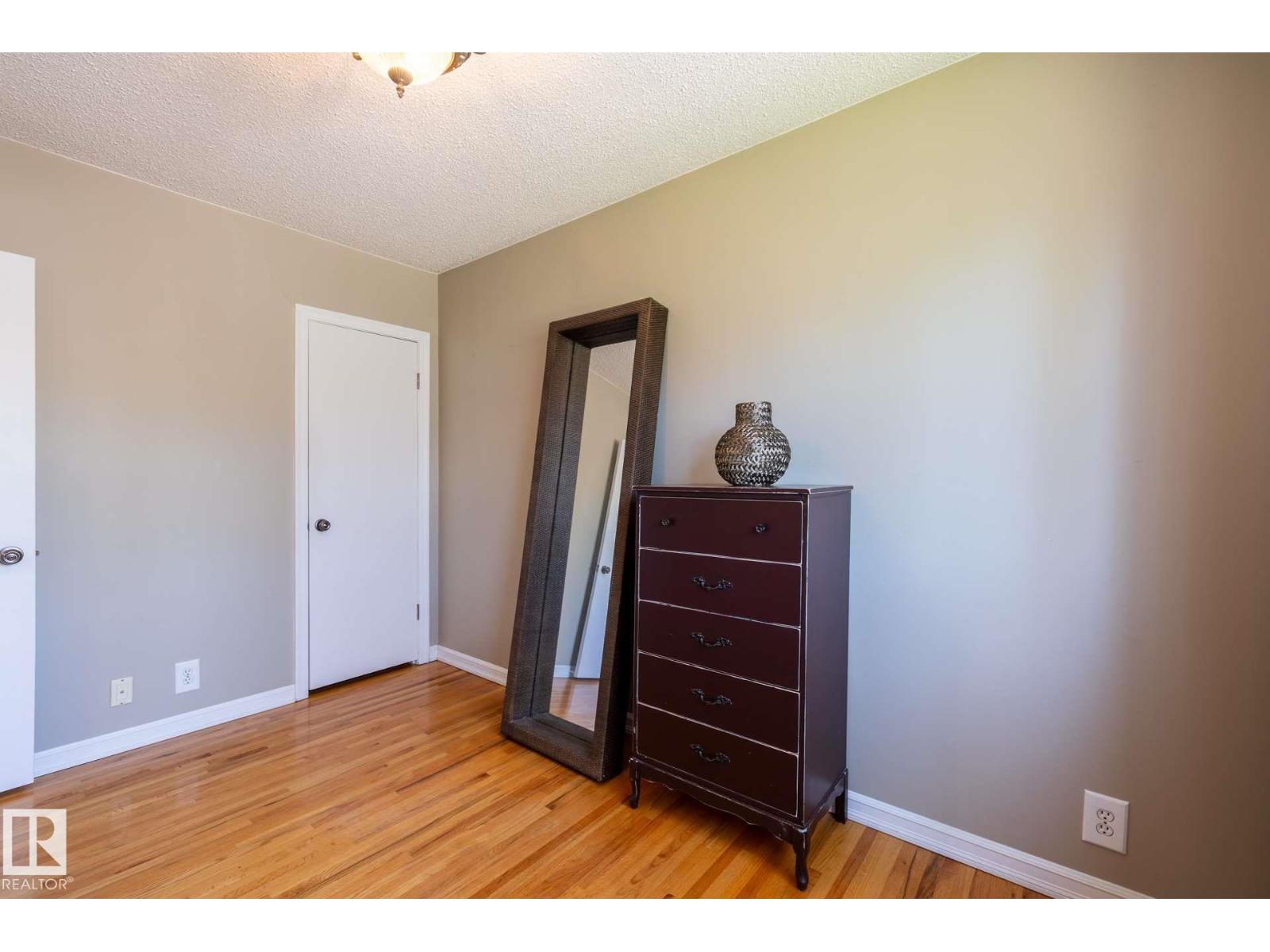 12121 39 St Nw, Edmonton, Alberta  T5W 2J9 - Photo 25 - E4464412