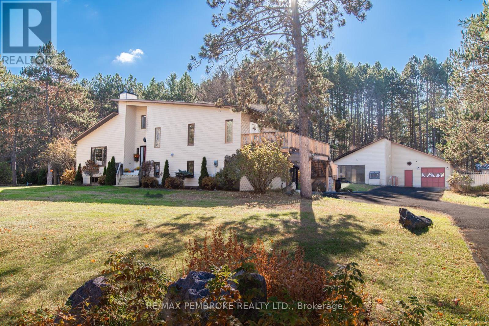 177 Sylvan Drive, Petawawa, Ontario  K8A 6W7 - Photo 50 - X12475830