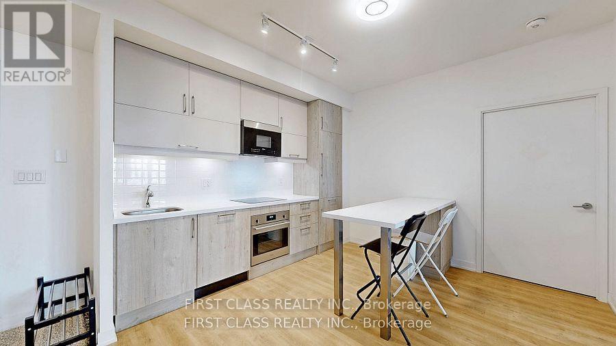 730a - 8119 Birchmount Rd Road, Markham, Ontario  L6G 0H5 - Photo 2 - N12500030