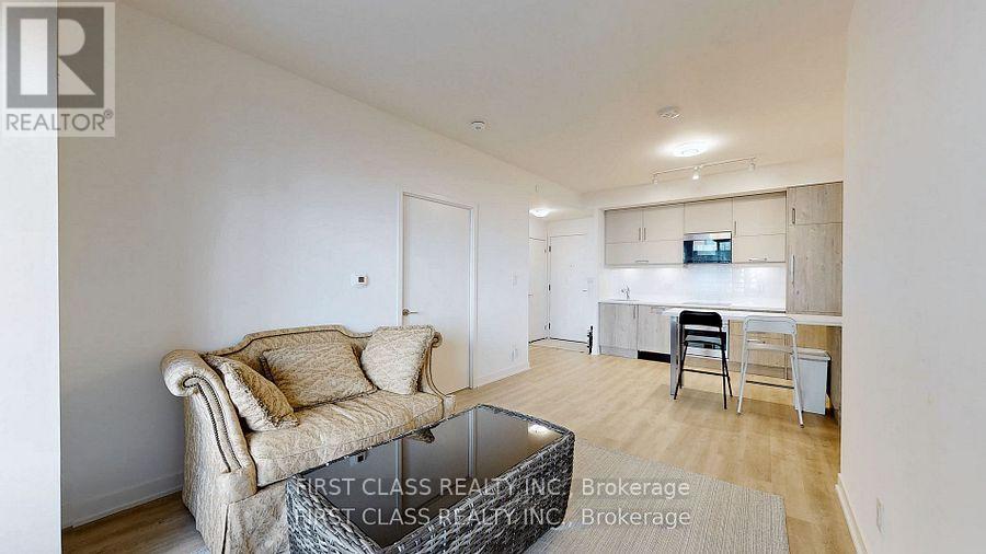 730a - 8119 Birchmount Rd Road, Markham, Ontario  L6G 0H5 - Photo 5 - N12500030