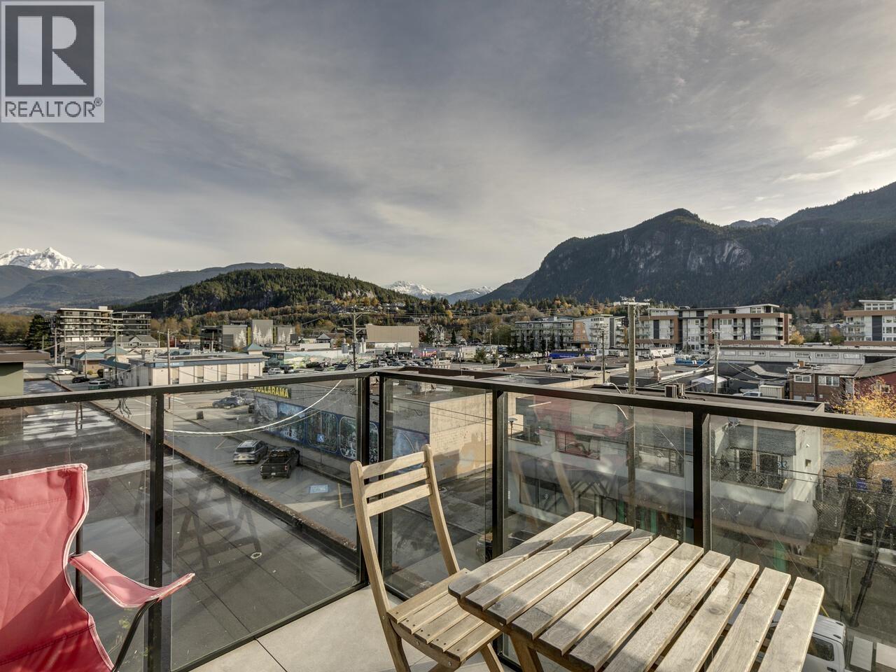 416 38033 SECOND AVENUE, Squamish, British Columbia