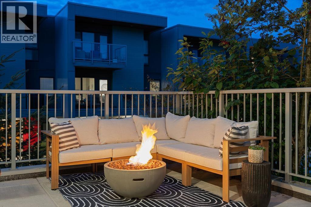 40 3596 Salal Drive, North Vancouver, British Columbia  V7G 0A9 - Photo 6 - R3062923