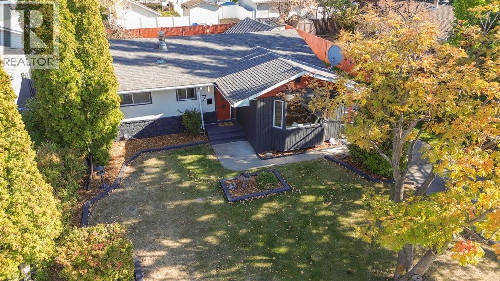 7 Stirling Close, Red Deer, Alberta