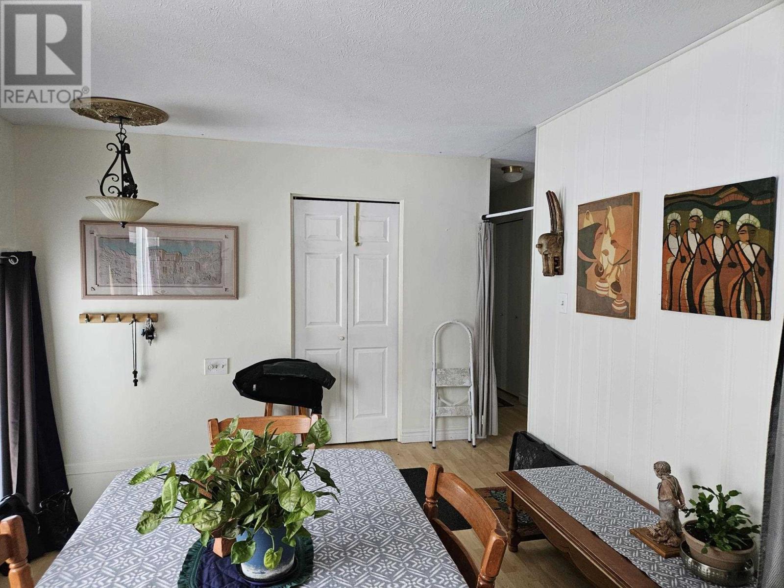 4 Fisher Ave, Manitouwadge, Ontario  P0T 2C0 - Photo 8 - TB250583