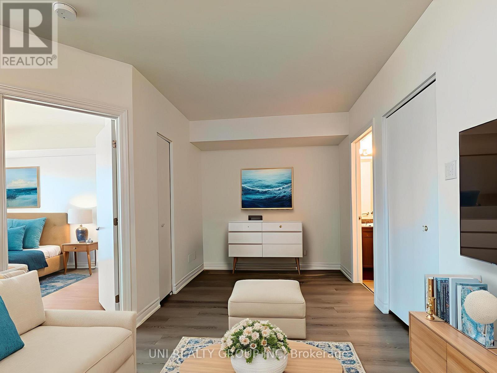 302 - 200 Rideau Street, Ottawa, Ontario  K1N 5Y1 - Photo 12 - X12500088