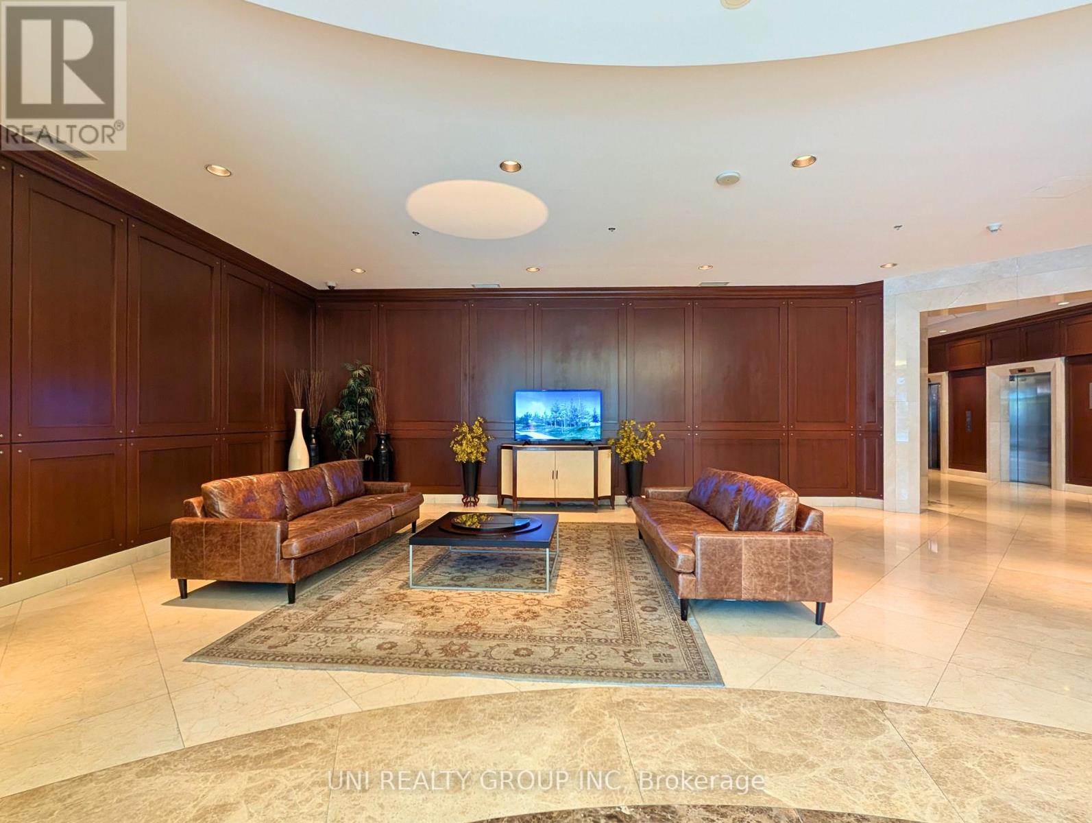 302 - 200 Rideau Street, Ottawa, Ontario  K1N 5Y1 - Photo 4 - X12500088