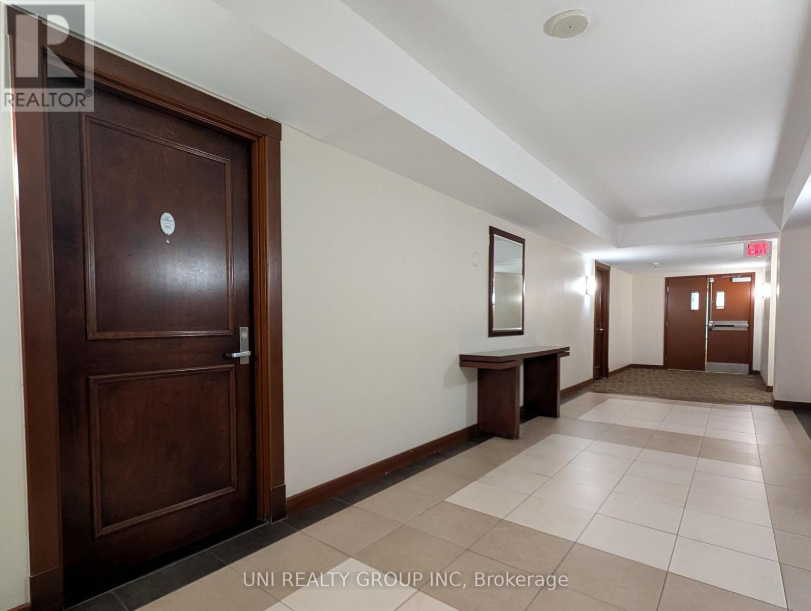 302 - 200 Rideau Street, Ottawa, Ontario  K1N 5Y1 - Photo 7 - X12500088