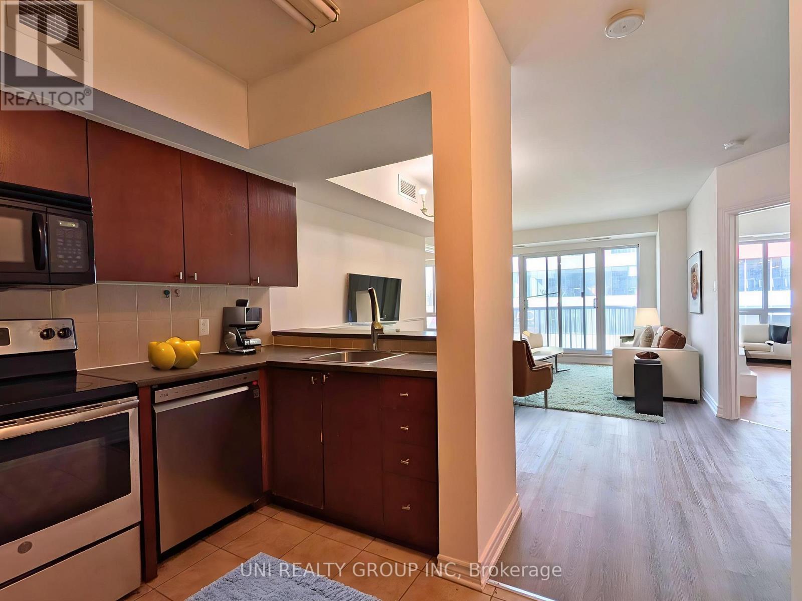 302 - 200 Rideau Street, Ottawa, Ontario  K1N 5Y1 - Photo 9 - X12500088