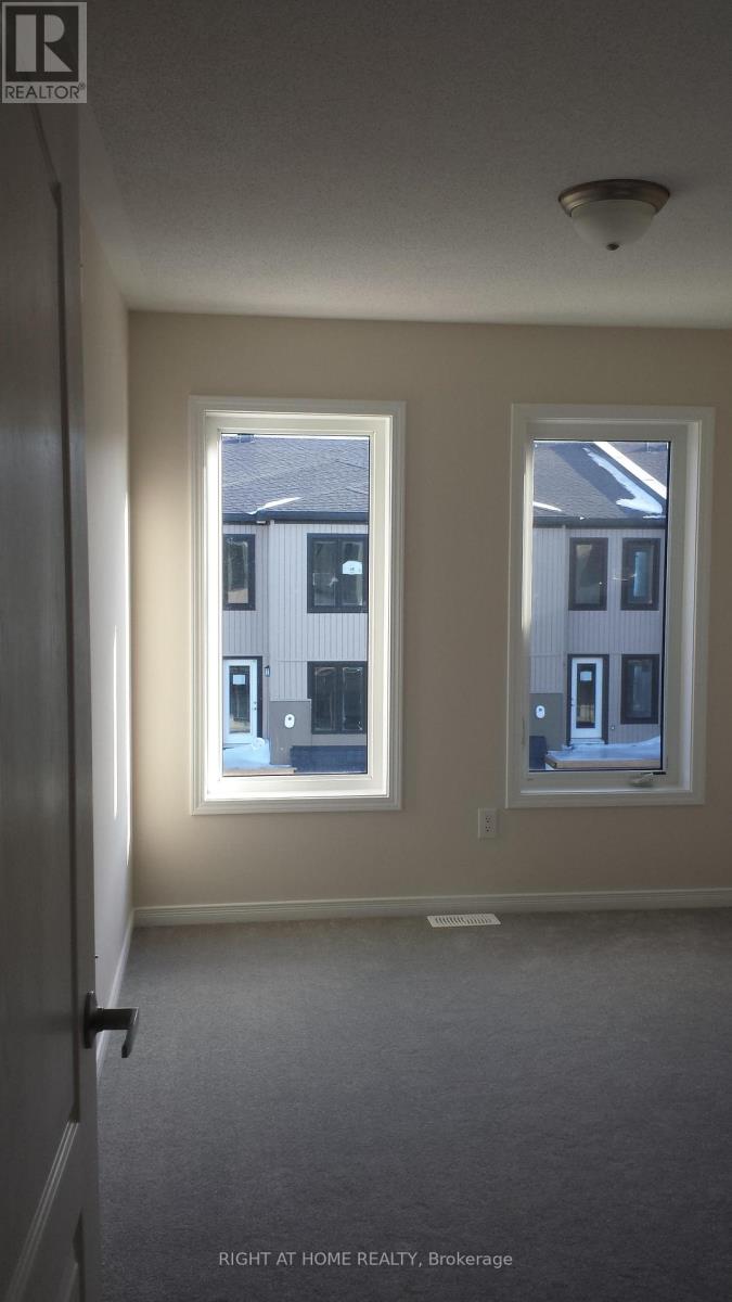 Unknown Address, ,    - Photo 12 - X12500108