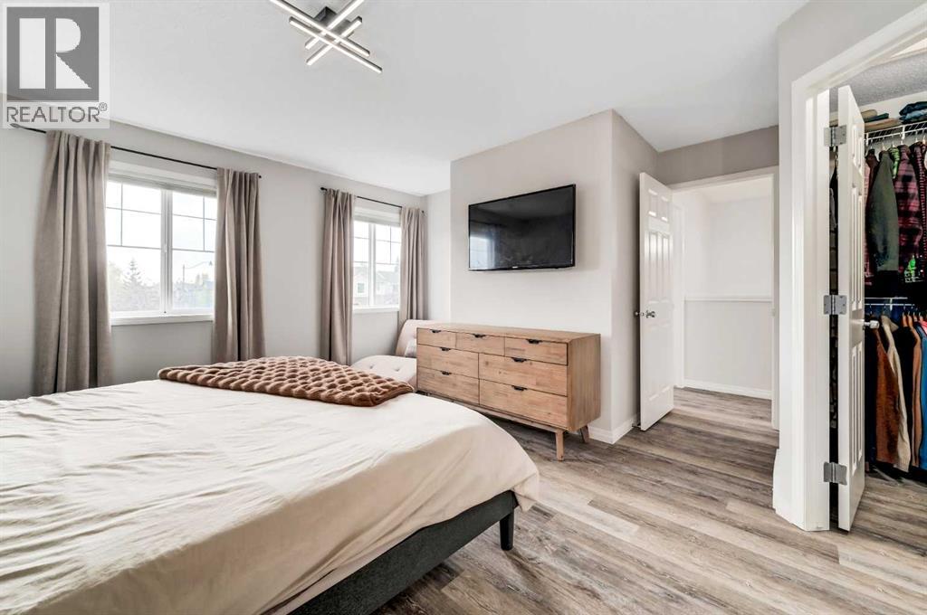 1 Cougarstone Villas Sw, Calgary, Alberta  T3H 4Z4 - Photo 18 - A2261244