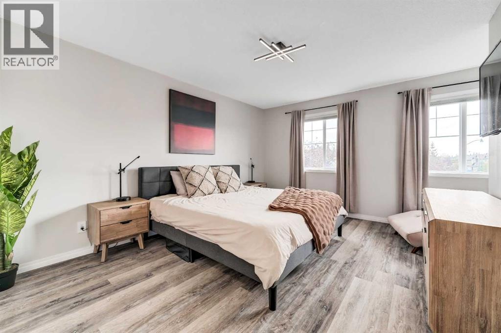 1 Cougarstone Villas Sw, Calgary, Alberta  T3H 4Z4 - Photo 16 - A2261244