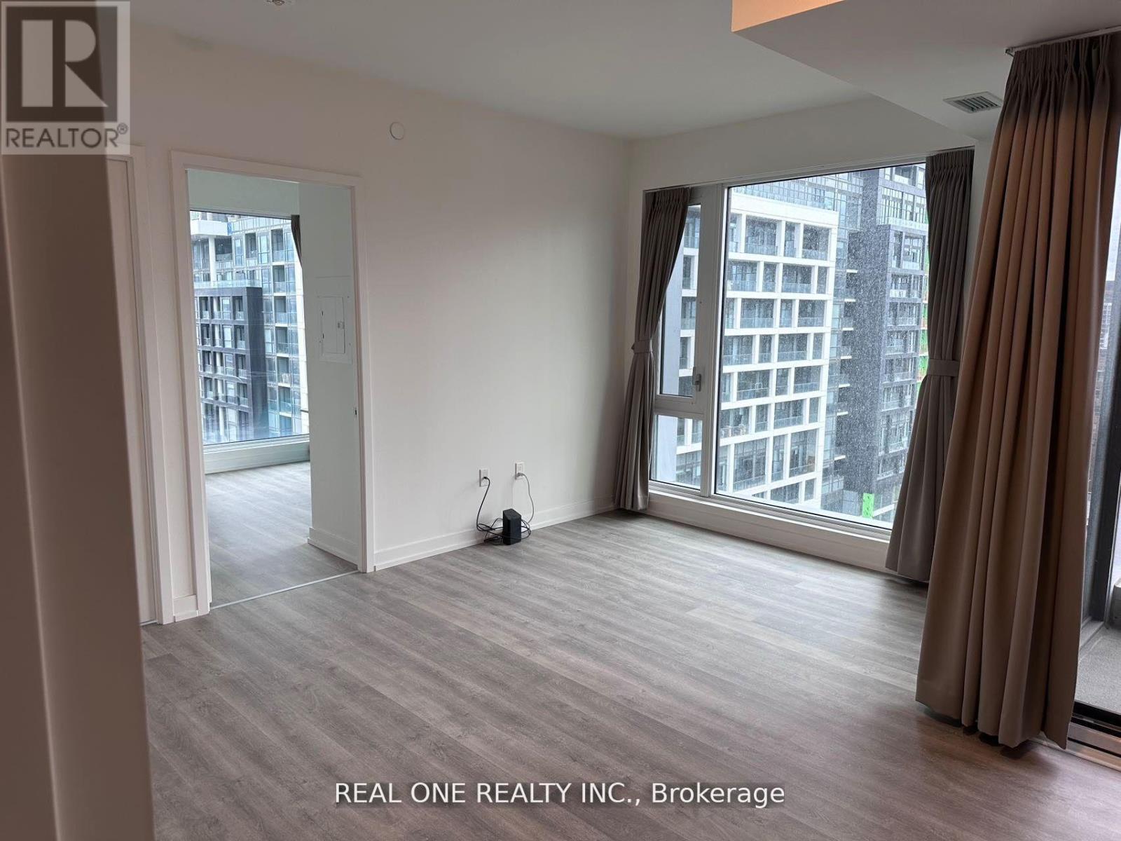 815 - 158 Front Street E, Toronto, Ontario  M5A 0K9 - Photo 2 - C12500084