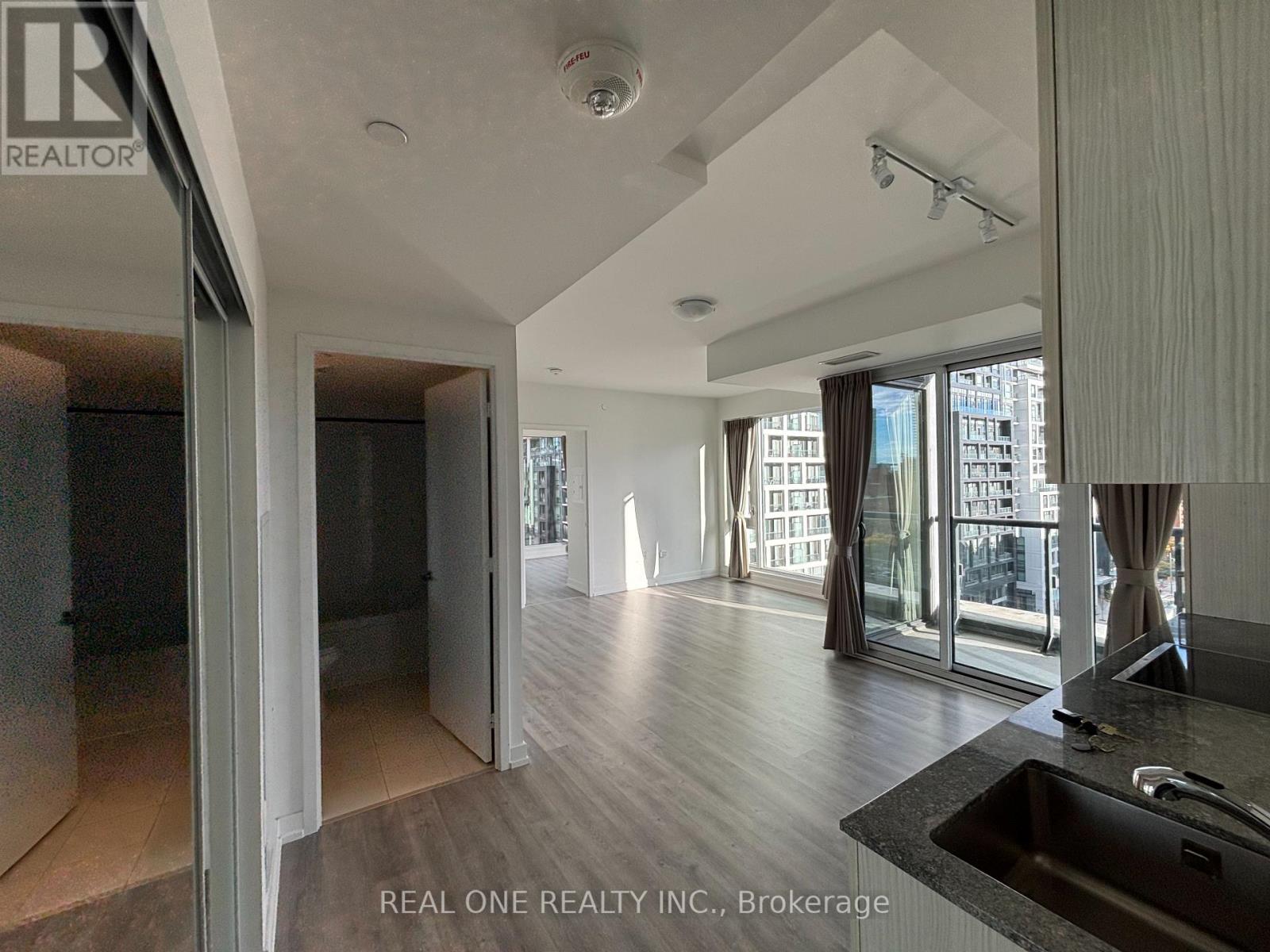 815 - 158 Front Street E, Toronto, Ontario  M5A 0K9 - Photo 7 - C12500084