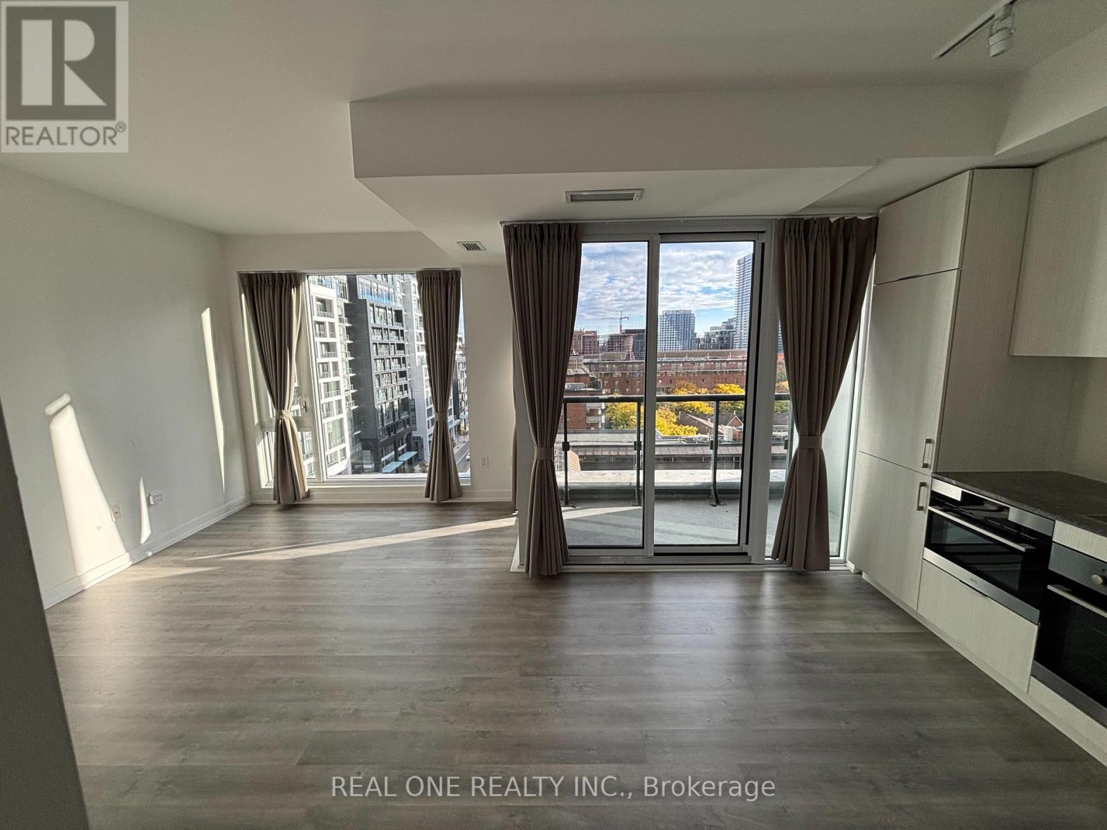 815 - 158 Front Street E, Toronto, Ontario  M5A 0K9 - Photo 9 - C12500084