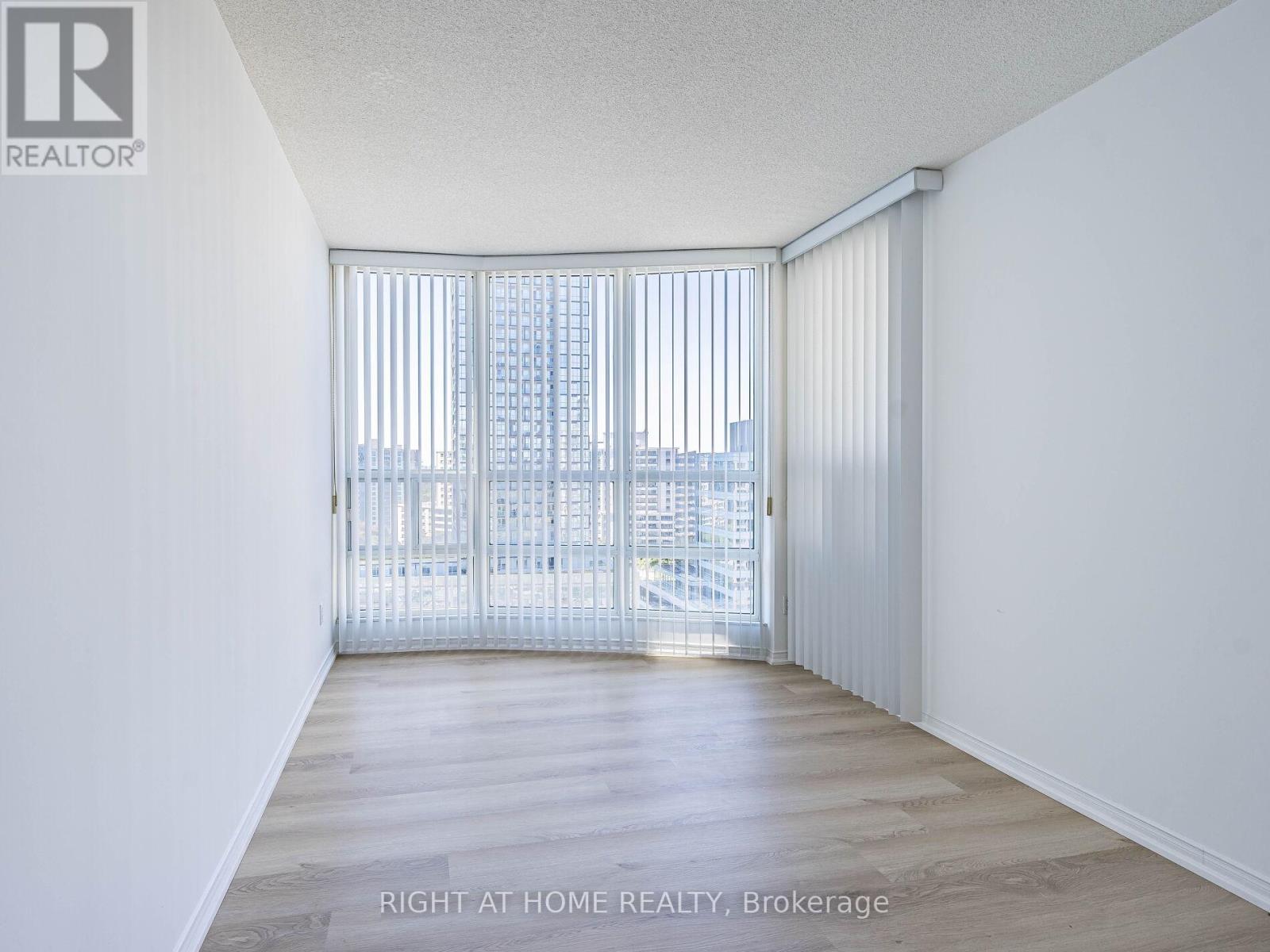 2001 - 238 Doris Avenue, Toronto, Ontario  M2N 6W1 - Photo 31 - C12500102