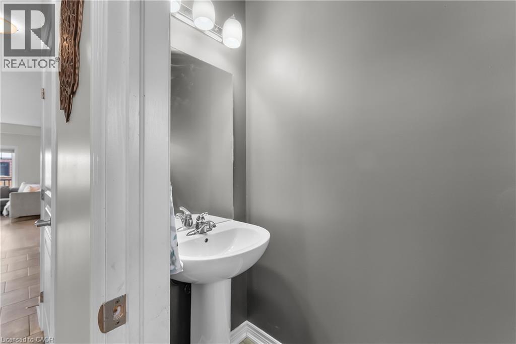 79 Severino Circle Unit# 50, West Lincoln, Ontario  L0R 2A0 - Photo 4 - 40784662