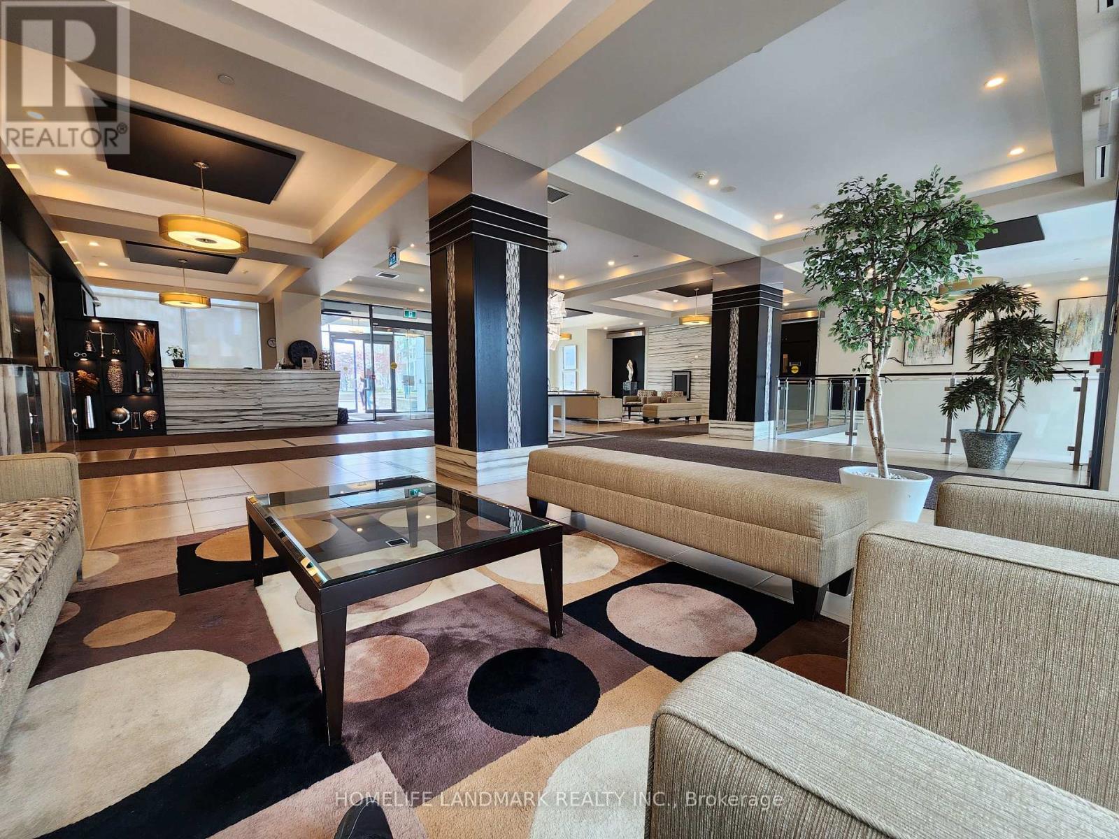 301 - 55 South Town Centre Boulevard, Markham, Ontario  L6G 0B1 - Photo 2 - N12430967