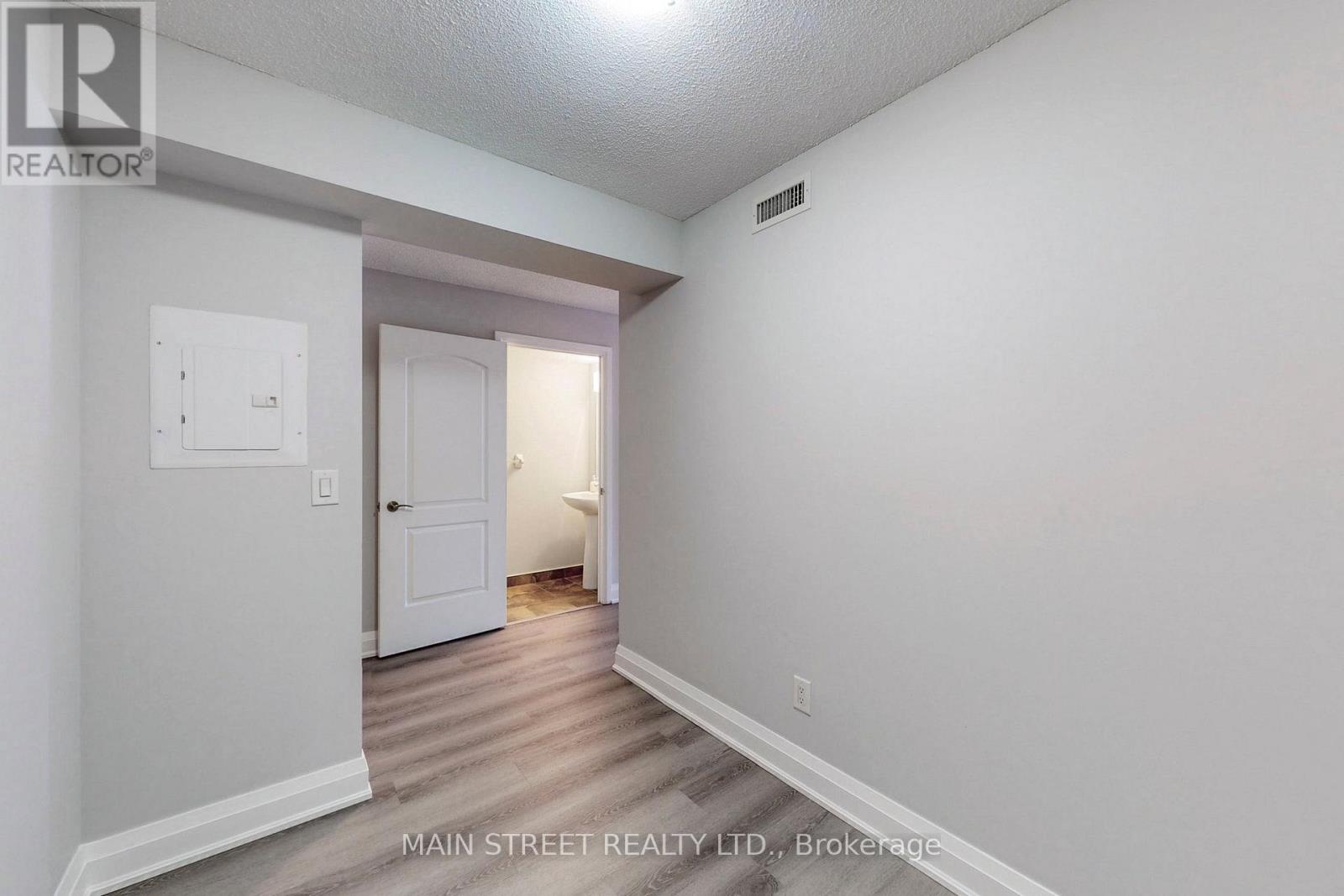 903 - 30 North Park Road, Vaughan, Ontario  L4J 0G6 - Photo 22 - N12500072