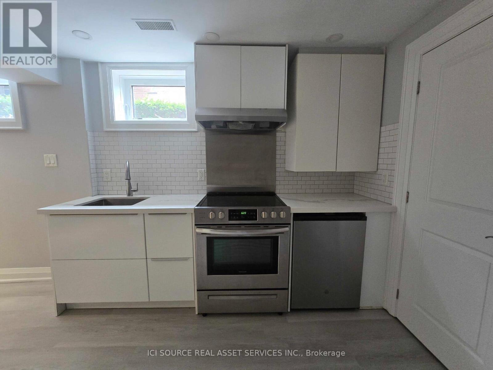 BASEMENT - 66 GREENFIELD DRIVE, Toronto, Ontario