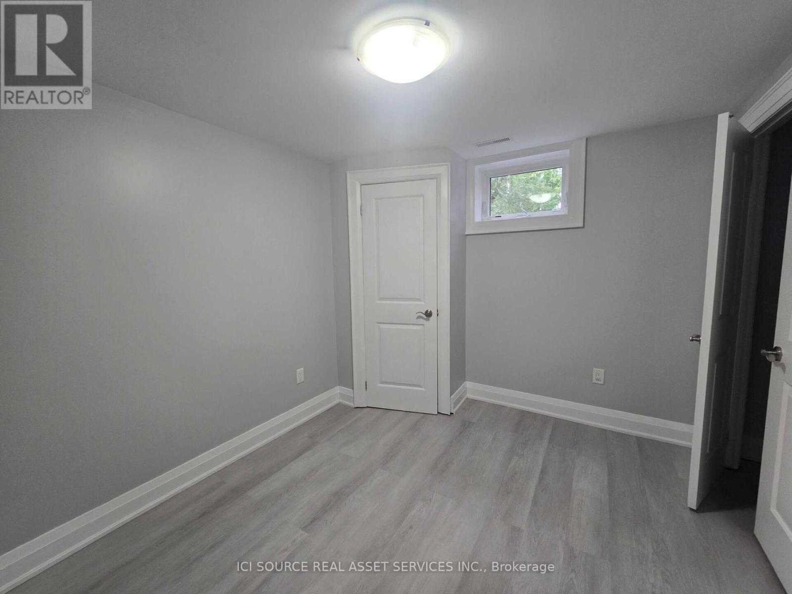 Basement - 66 Greenfield Drive, Toronto, Ontario  M9B 1H3 - Photo 6 - W12500082