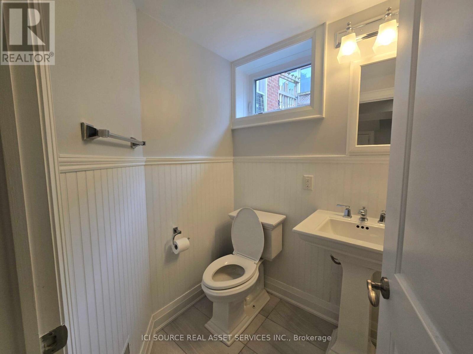 Basement - 66 Greenfield Drive, Toronto, Ontario  M9B 1H3 - Photo 8 - W12500082