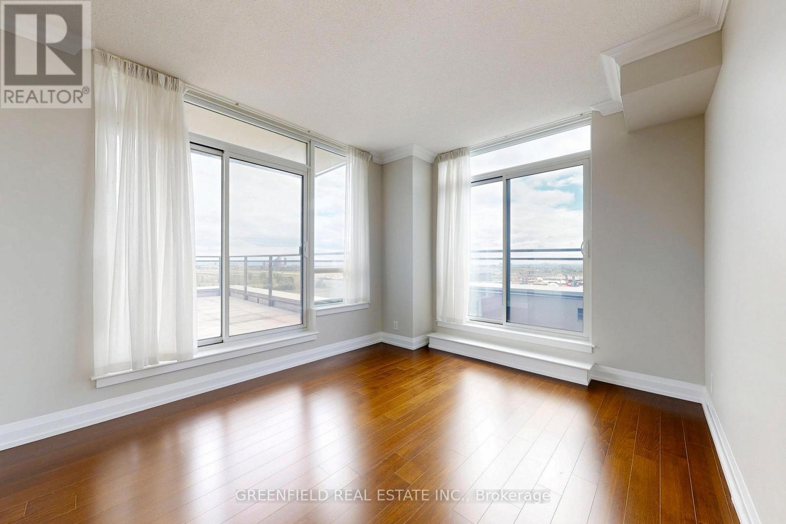 Lph03 - 55 De Boers Drive, Toronto, Ontario  M3J 0G5 - Photo 6 - W12500100