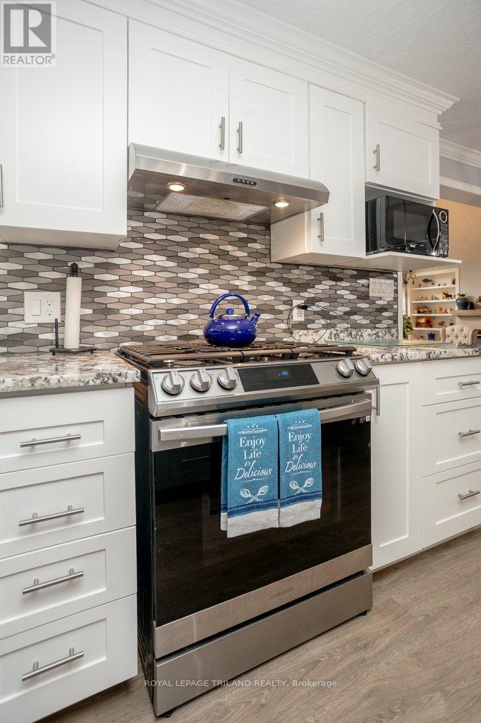 4 Grace Court, Bayham (Port Burwell), Ontario  N0J 1T0 - Photo 18 - X12500132