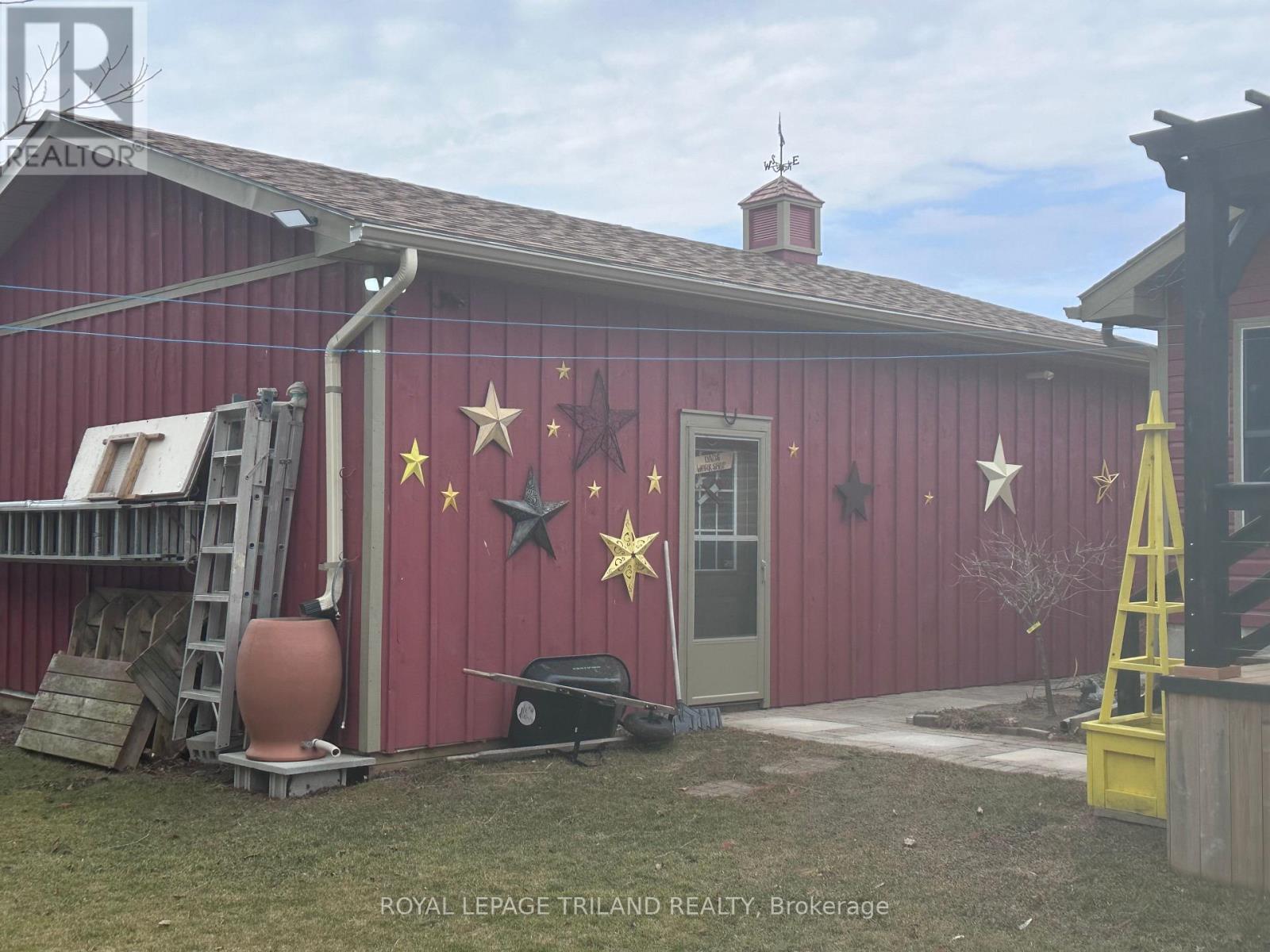 4 Grace Court, Bayham (Port Burwell), Ontario  N0J 1T0 - Photo 3 - X12500132