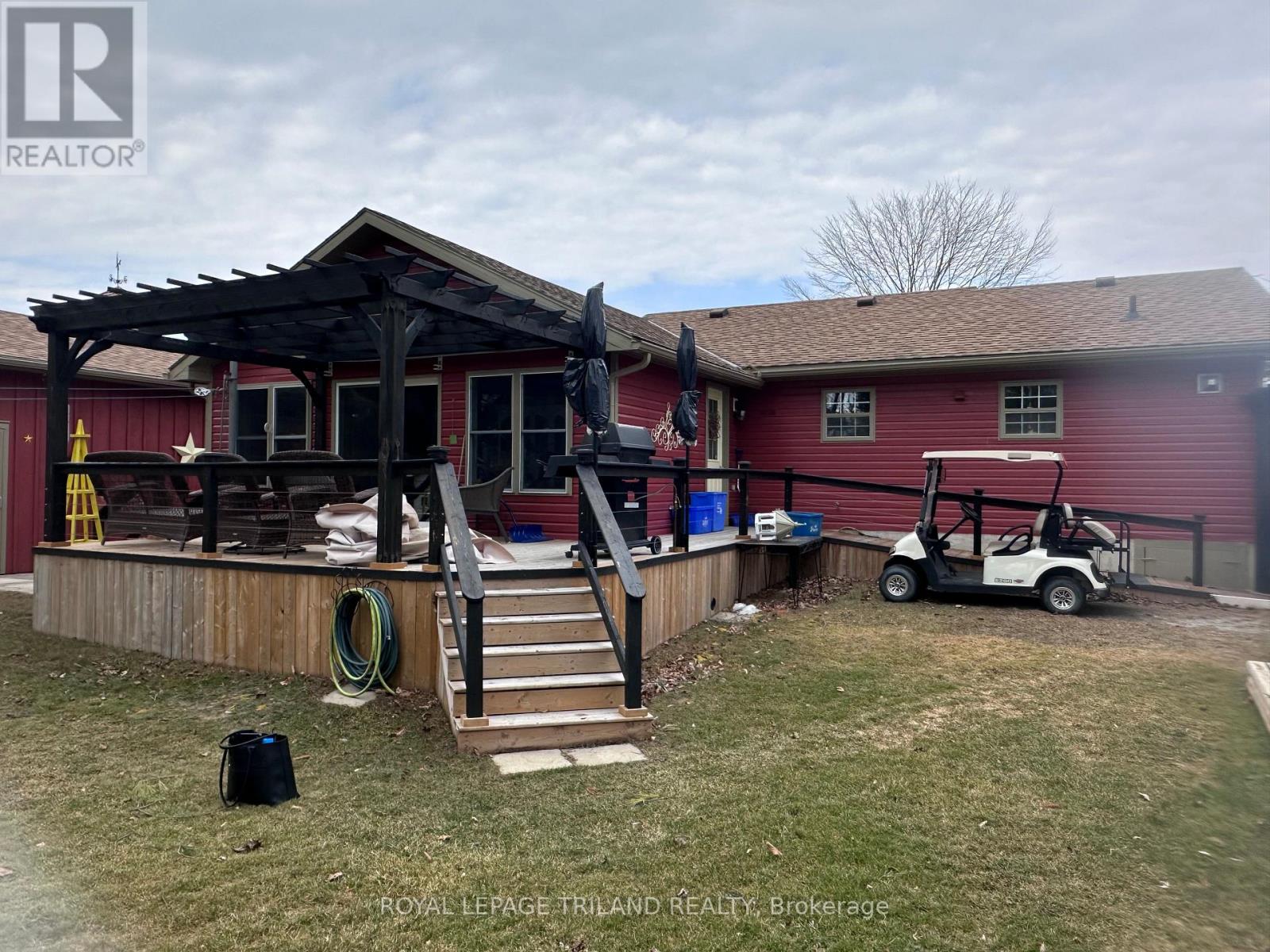 4 Grace Court, Bayham (Port Burwell), Ontario  N0J 1T0 - Photo 4 - X12500132