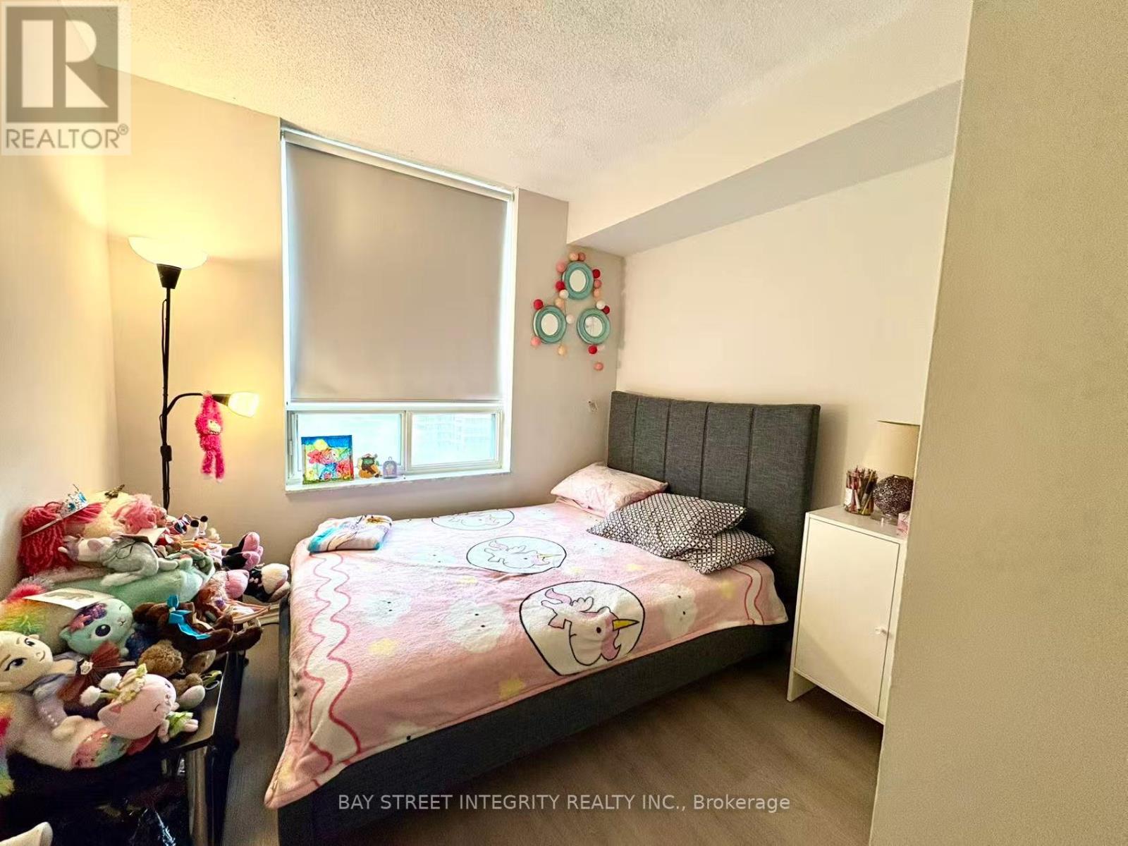 1011 - 265 Enfield Place, Mississauga, Ontario L5B 3Y7 - Photo 15 - W12494388