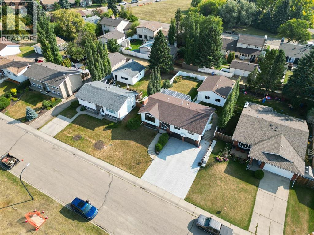 23 Berry Avenue, Red Deer, Alberta  T4R 1K7 - Photo 3 - A2255832