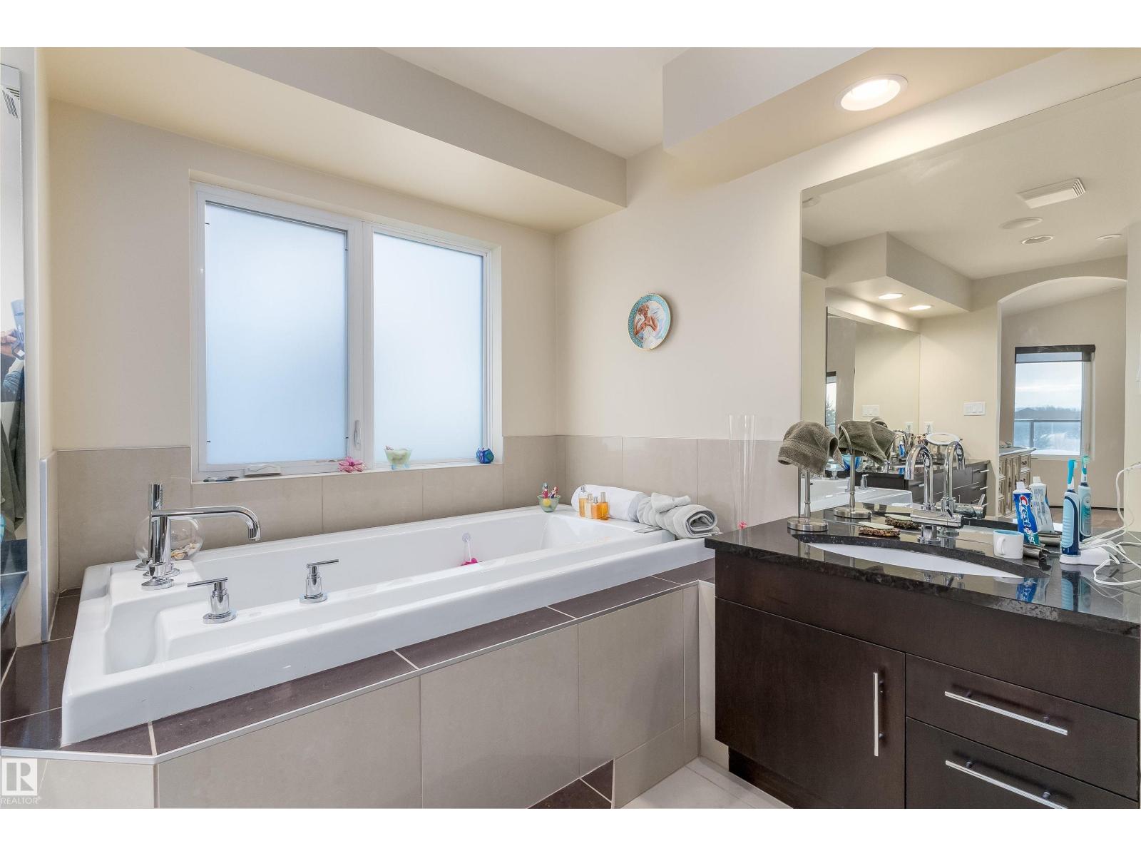 1681 Toane Wd Nw, Edmonton, Alberta  T6R 2W7 - Photo 35 - E4464418