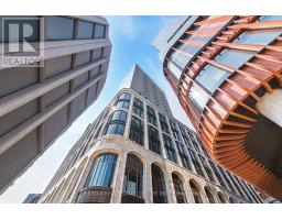 2013 - 470 FRONT STREET W, Toronto, Ontario