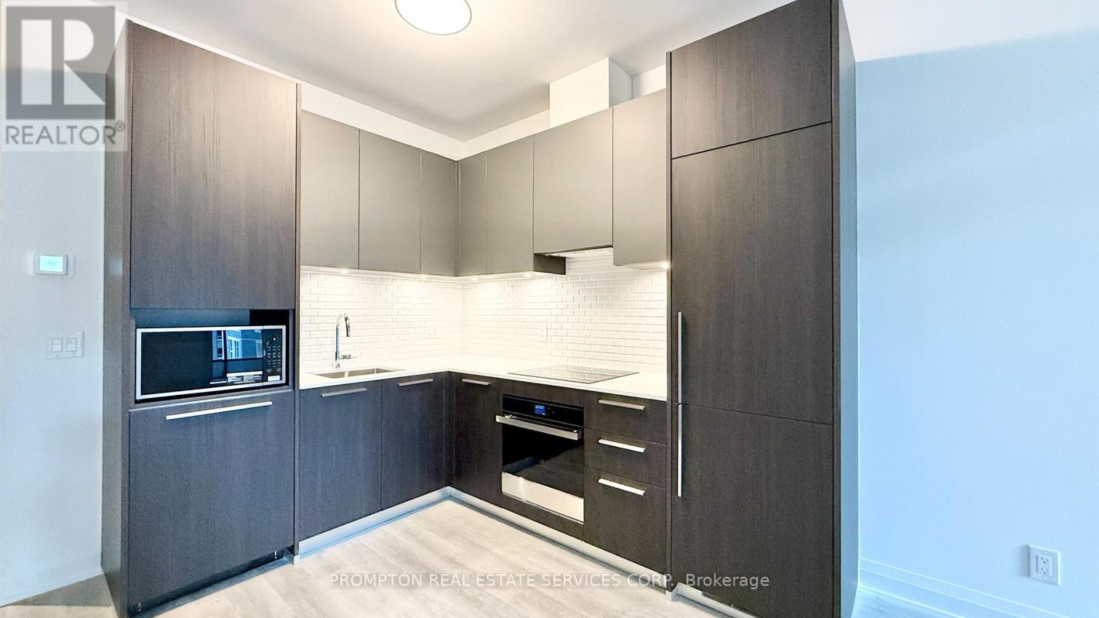 421 - 65 Broadway Avenue, Toronto, Ontario  M4P 1T9 - Photo 3 - C12500138
