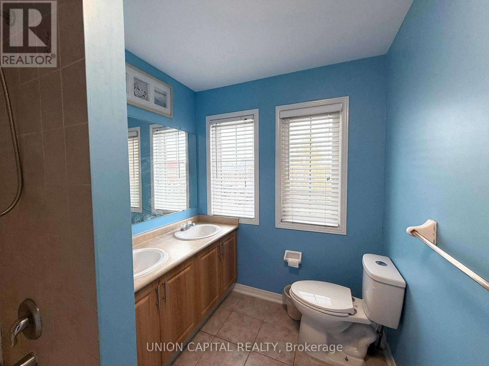 92 Guinevere Road, Markham, Ontario  L3S 4V2 - Photo 24 - N12452672