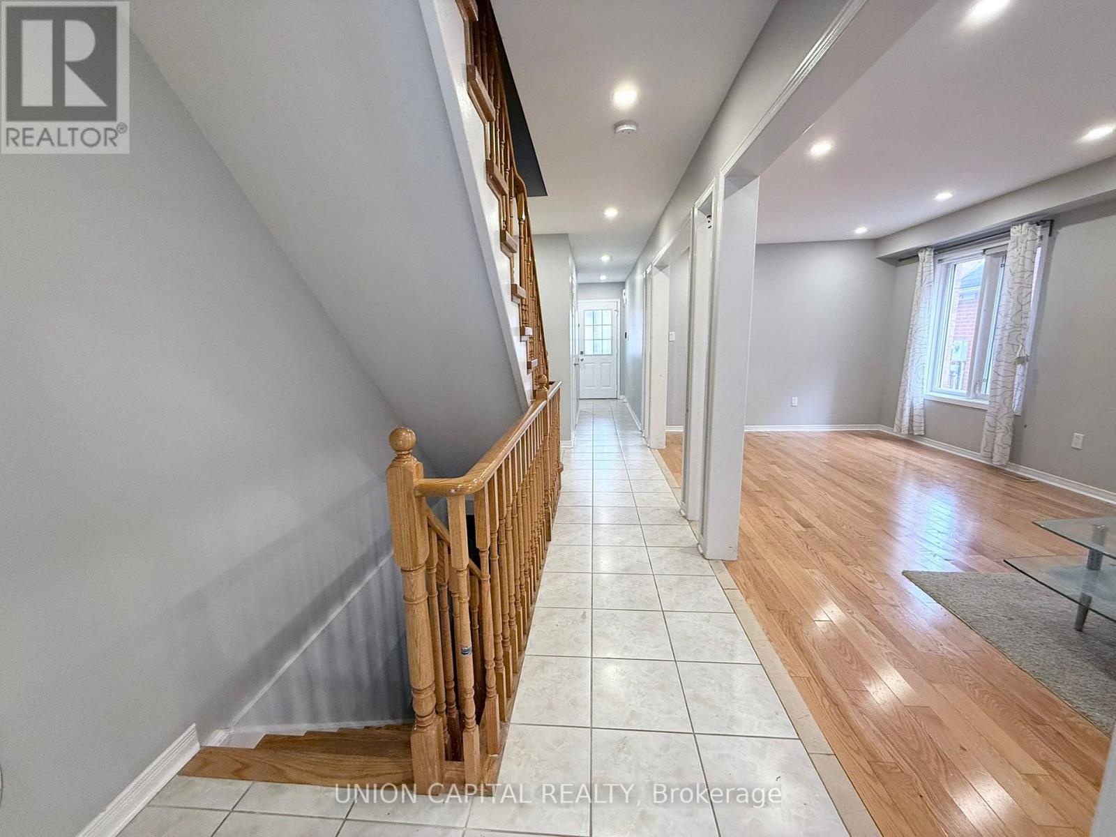 92 Guinevere Road, Markham, Ontario  L3S 4V2 - Photo 14 - N12452672