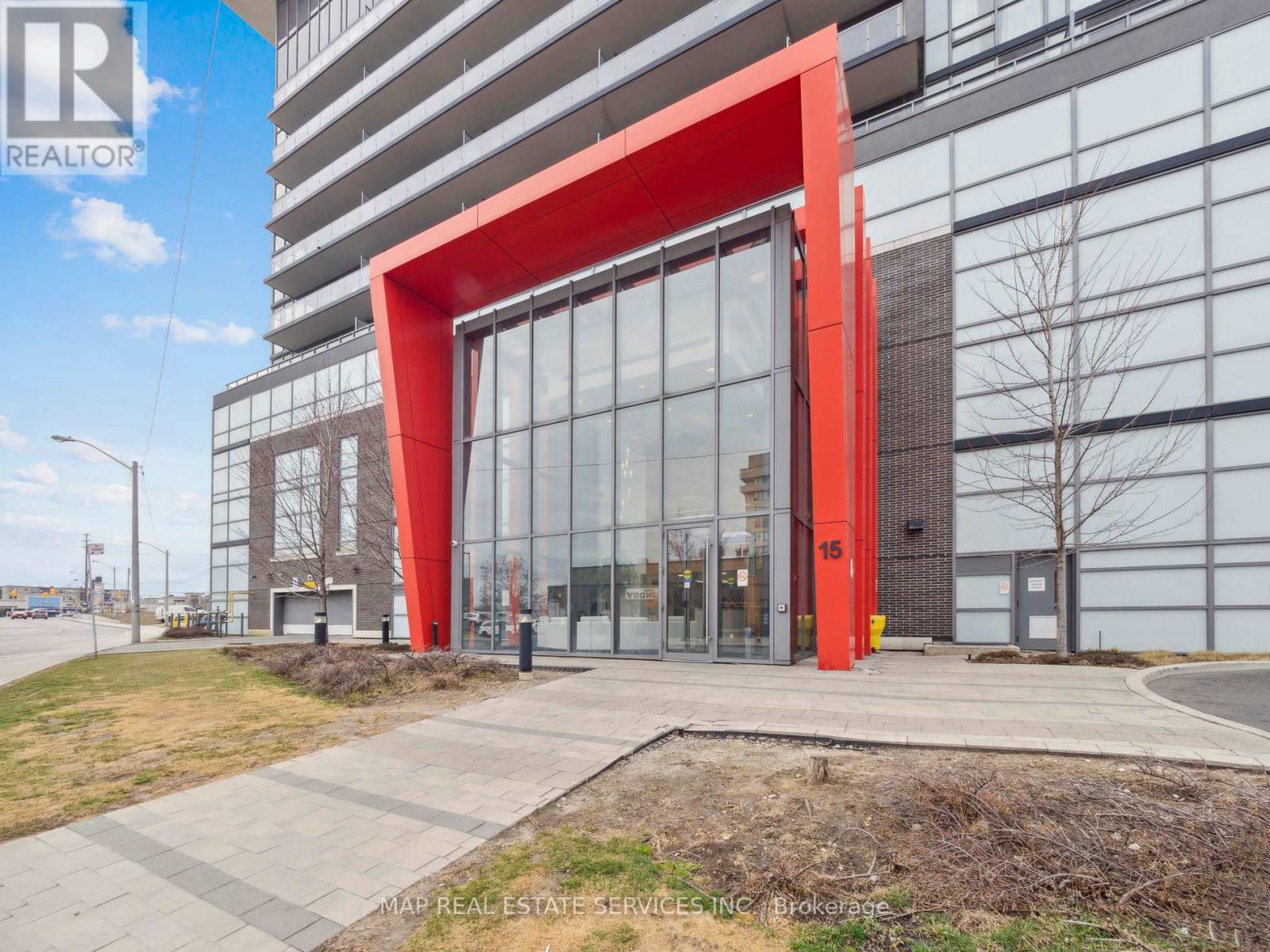 805 - 15 JAMES FINLAY WAY, Toronto, Ontario