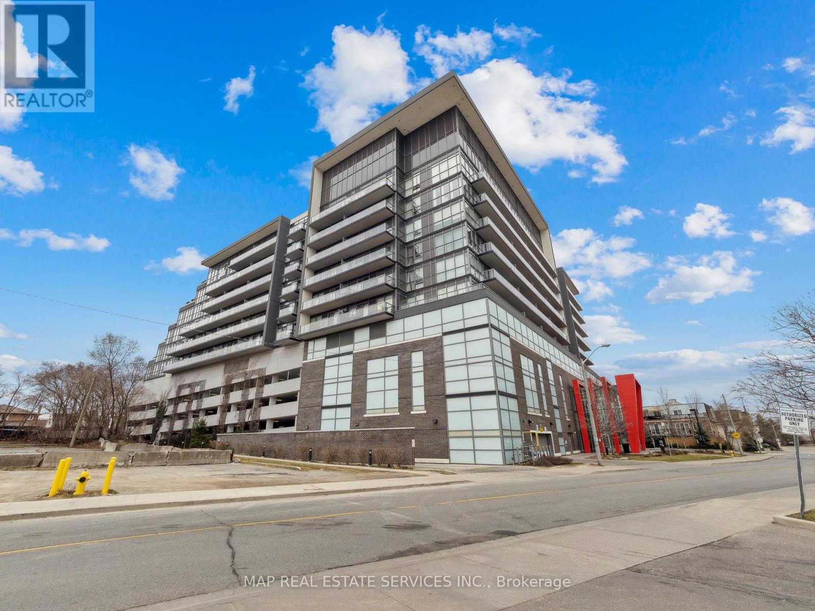 805 - 15 JAMES FINLAY WAY, Toronto, Ontario