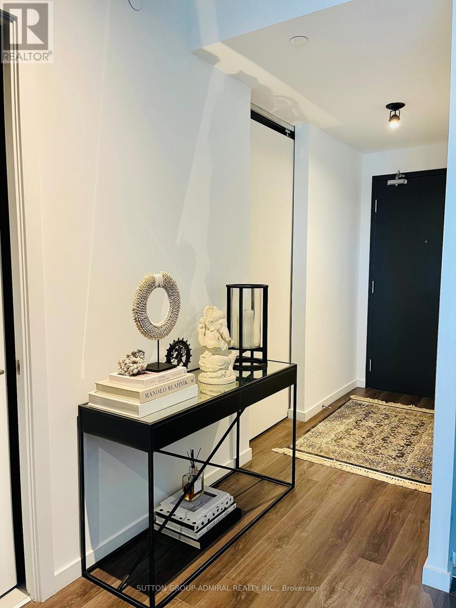 323 - 7 Smith Crescent, Toronto, Ontario  M8Z 0G3 - Photo 15 - W12382010