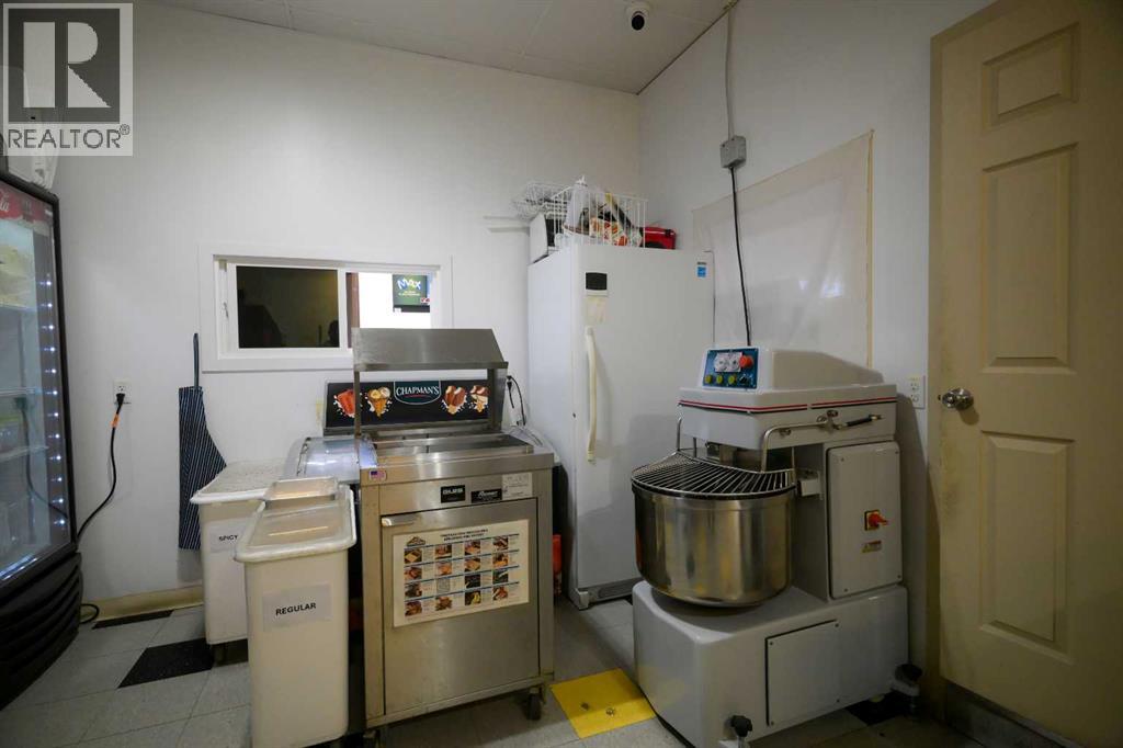 123 Any Street, Cochrane, Alberta  T4C 1B8 - Photo 11 - A2245485