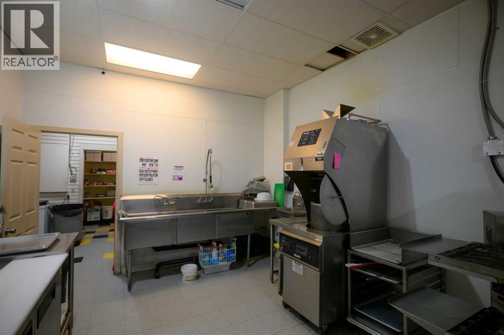 123 Any Street, Cochrane, Alberta  T4C 1B8 - Photo 13 - A2245485