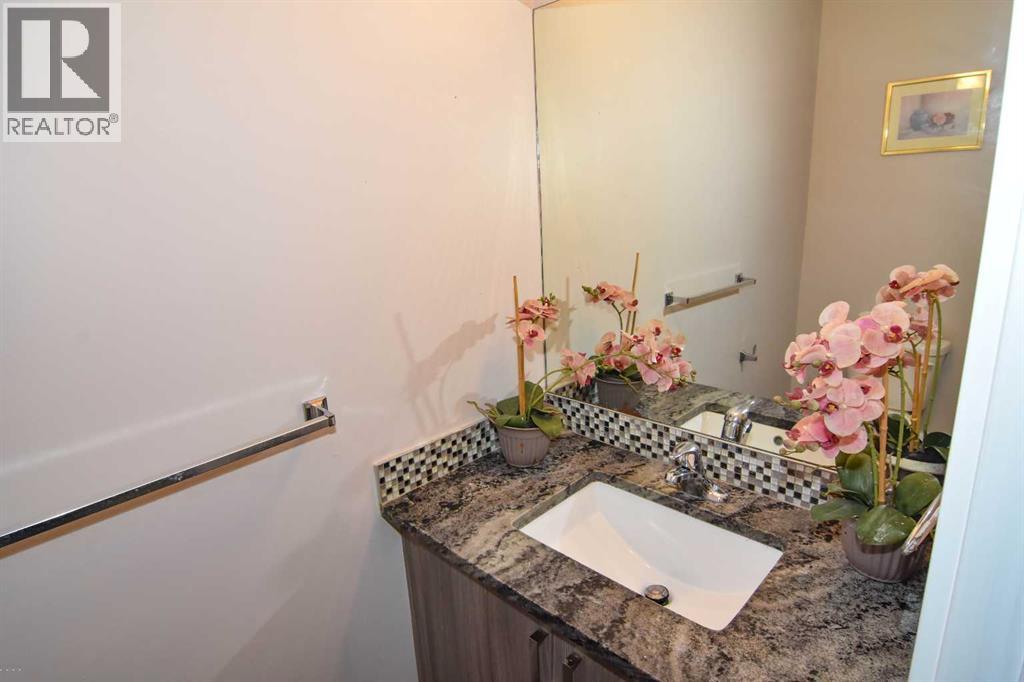 320 Nolancrest Circle Nw, Calgary, Alberta  T3R 0T8 - Photo 23 - A2268286