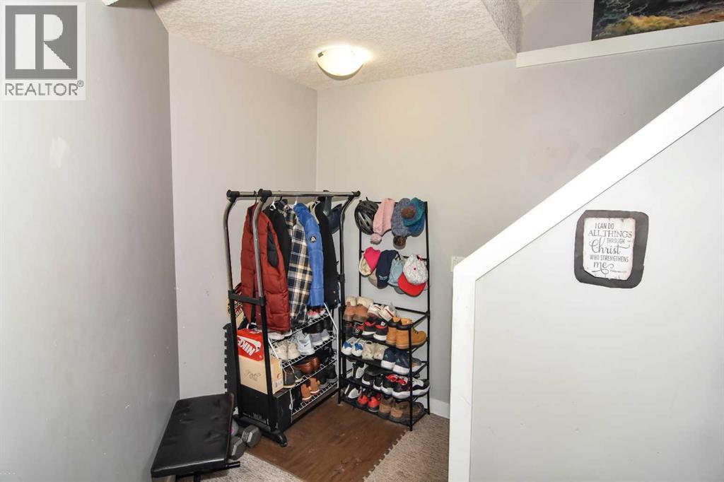 320 Nolancrest Circle Nw, Calgary, Alberta  T3R 0T8 - Photo 35 - A2268286