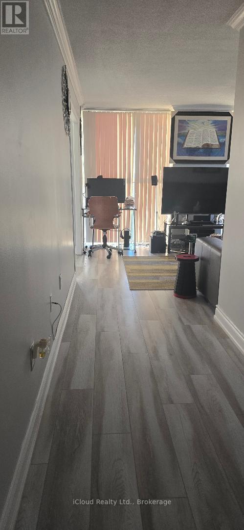 706 - 600 Rexdale Boulevard, Toronto (West Humber-Clairville), Ontario  M9W 6T4 - Photo 6 - W12500144