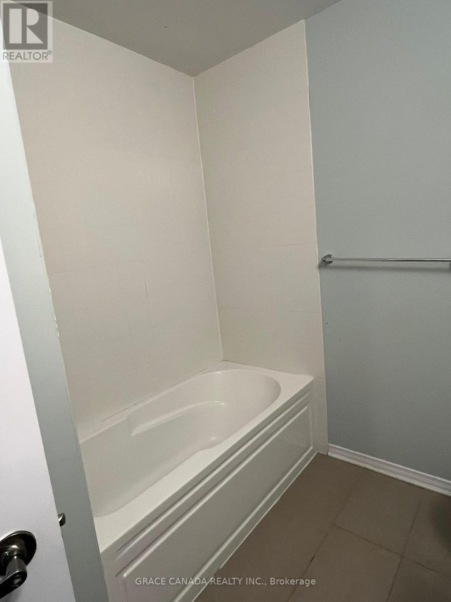 71 Bedrock Drive, Hamilton, Ontario  L8J 0K6 - Photo 10 - X12500154