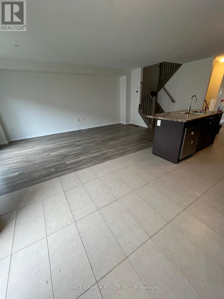 71 Bedrock Drive, Hamilton, Ontario  L8J 0K6 - Photo 8 - X12500154