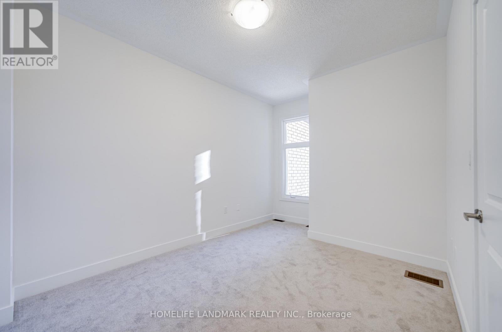 1299 Dempster Lane, Oakville, Ontario  L6H 7Z2 - Photo 21 - W12496062