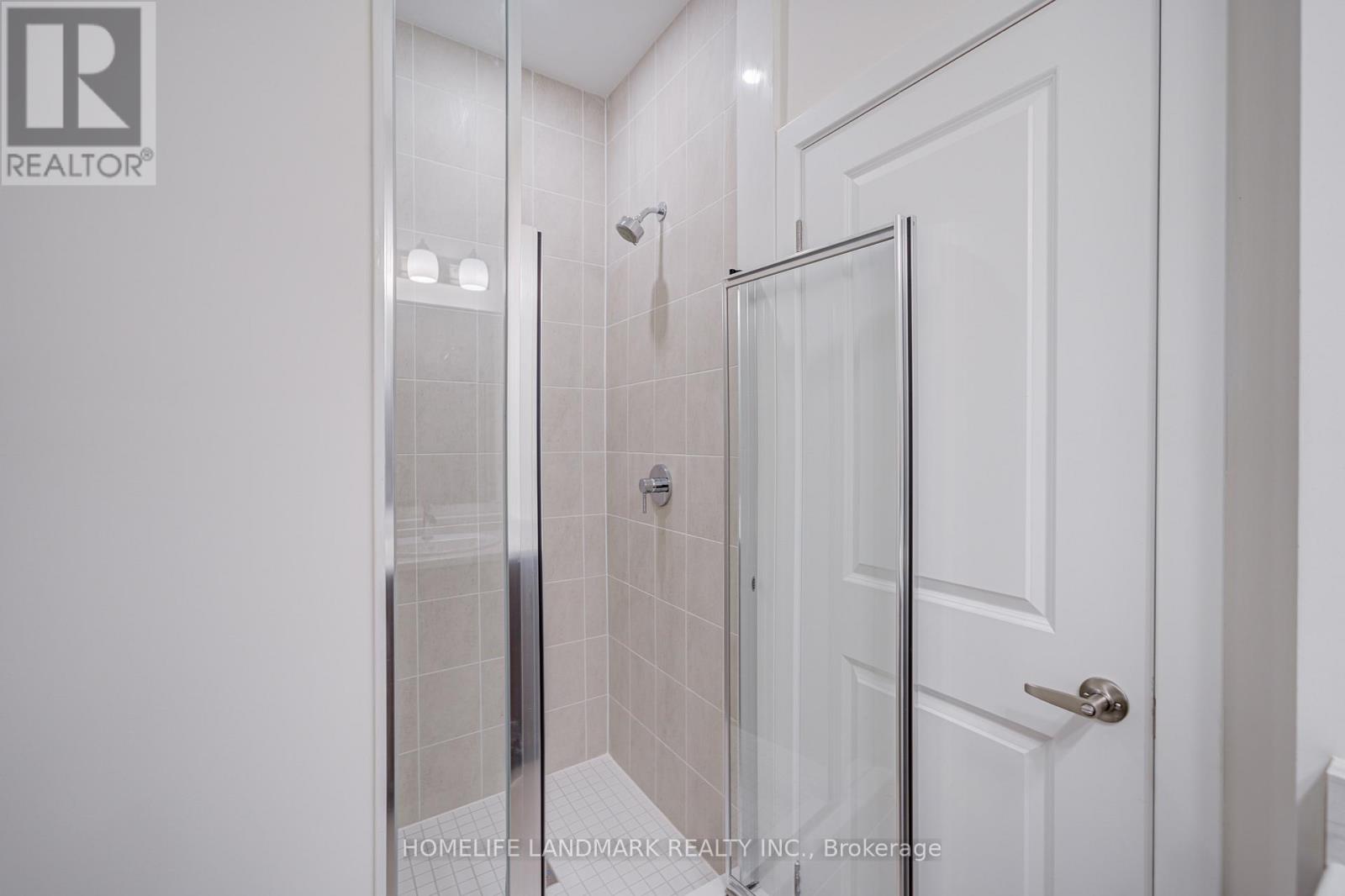 1299 Dempster Lane, Oakville, Ontario  L6H 7Z2 - Photo 33 - W12496062